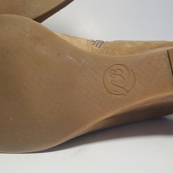 Lucky Brand Women's Bootie Yakeena Zip Wedge Honey Tan Oiled Suede Ankle Sz. 10 - Picture 12 of 14